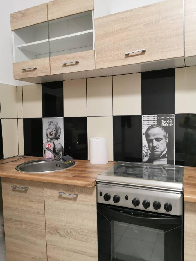 Tifani Apartman Keszthely Esterno foto
