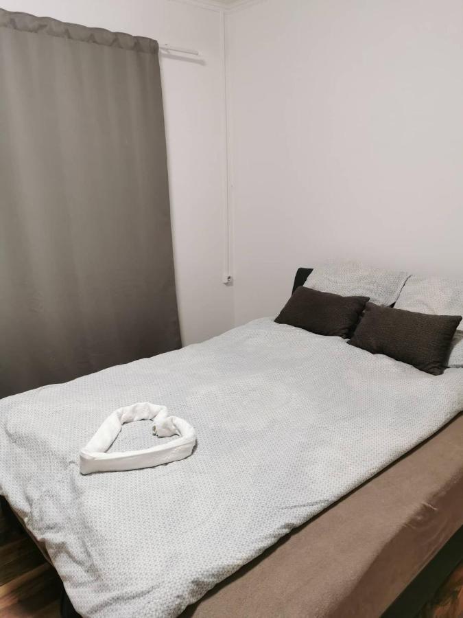 Tifani Apartman Keszthely Esterno foto